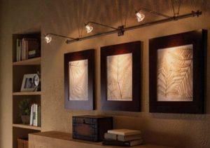 چراغ دیواری