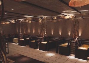 چراغ و مهتابی دیواری در کافه و رستوران